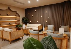 印度按摩服装图片女性(印度脸部按摩女士)