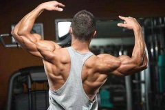 怎么展示背阔肌(怎么展示背阔肌的肌肉)