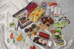 泰国十大品牌化妆品排行榜(泰国有哪些化妆品牌比较好)