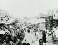 晚清中国女性服装风格(清朝女士服装特点)