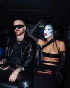 模特服装照片女性身材图片(模特服装照片女性身材图片大全)