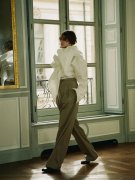 女性风格服装搭配图片(女性时尚衣服搭配图片)