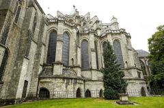 英国哥特女性服装特点(英国哥特女性服装特点图片)