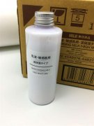 平价保湿化妆品牌排行榜(平价保湿护肤品排行榜前十名)