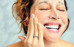 化妆品品牌保湿排行榜(保湿护肤品品牌排行)