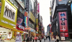 国产创意化妆品品牌排行榜(国产化妆品品牌排行榜50强)