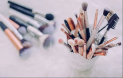 京东旗下化妆品牌排行榜(京东官网化妆品牌)