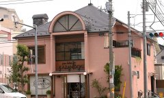 日本复古化妆包品牌排行榜(日本本土品牌包包排名)