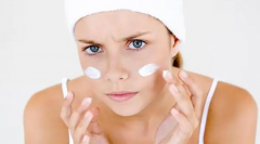 美白品牌化妆品排行榜(美白化妆品哪个品牌好)