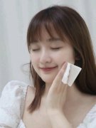 痘痘化妆水推荐品牌排行榜(痘痘肌适合的化妆水)