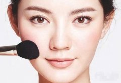 沈阳化妆水推荐品牌排行榜(沈阳化妆学校排行榜前十名)