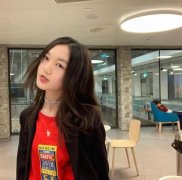 扇子化妆品平价品牌排行榜(扇子买什么样的好)