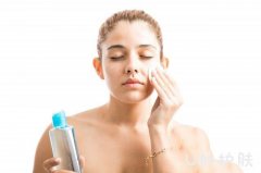 河南控油化妆水排行榜品牌(河南美妆品牌)